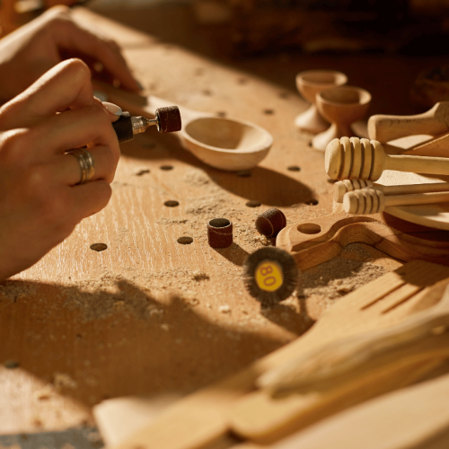 Wooden Handicraft Manufacturers in India